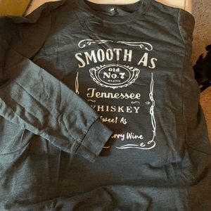 Long sleeve tee shirt.